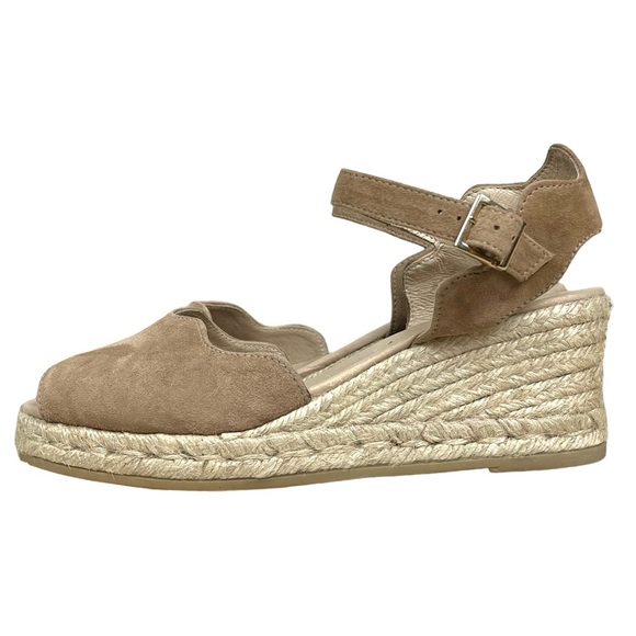 Eric Michael Shoes - Eric Michael Lupa New Wedge Sandal Espadrille Resortwear Travel Coastal Suede